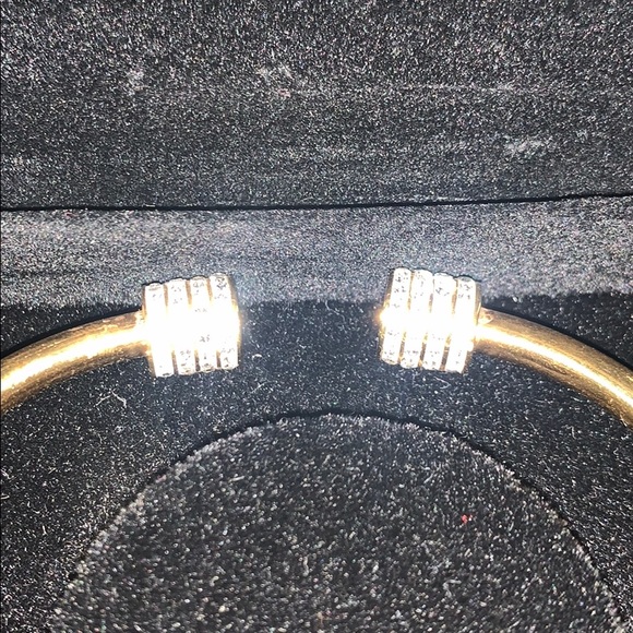 Stainless steel gold bracelet (box not included) - Picture 3 of 4